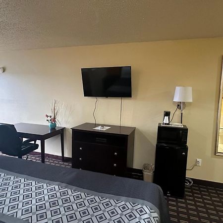 Executive Inn & Suites Prescott Bagian luar foto