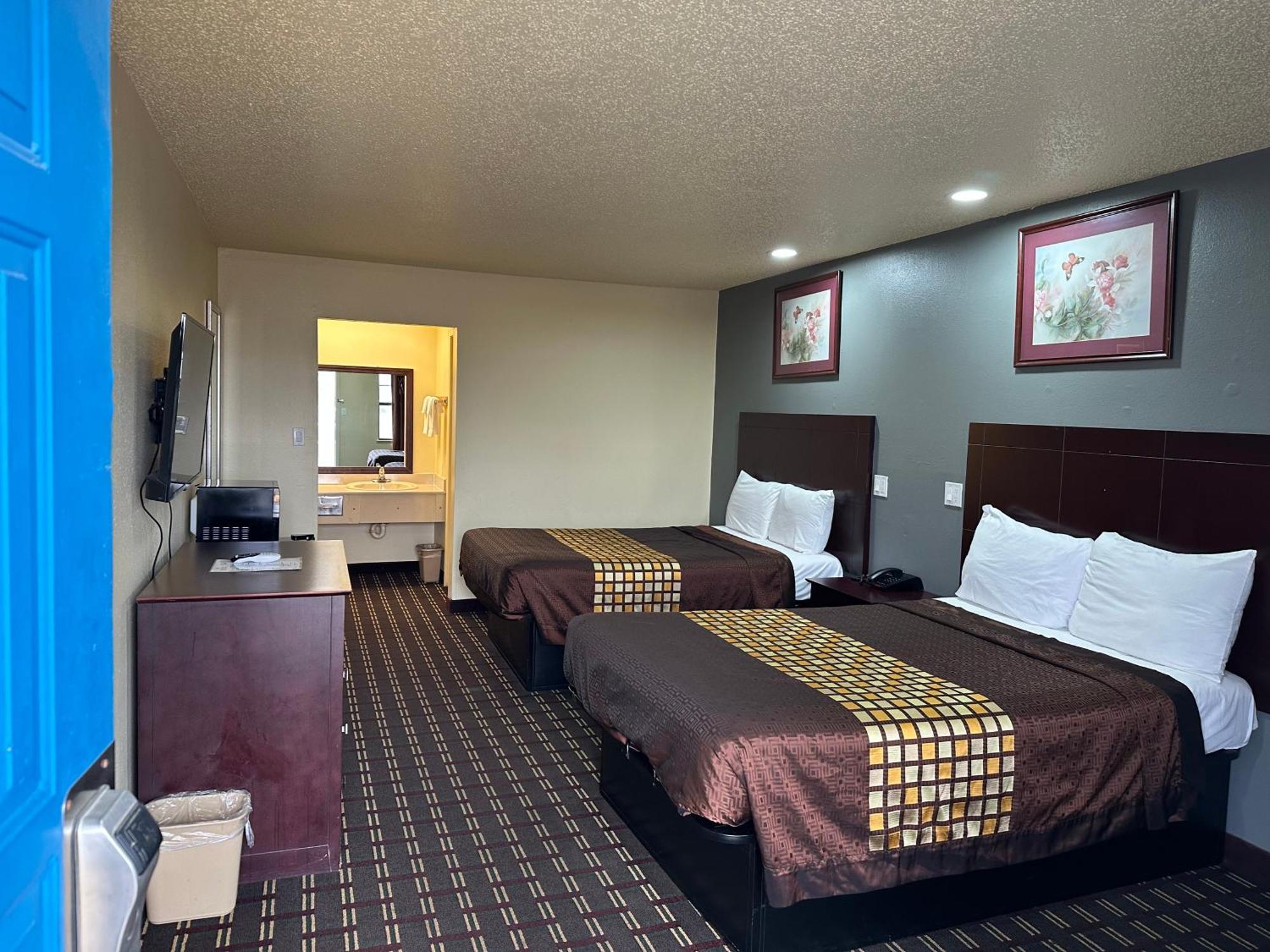 Executive Inn & Suites Prescott Bagian luar foto