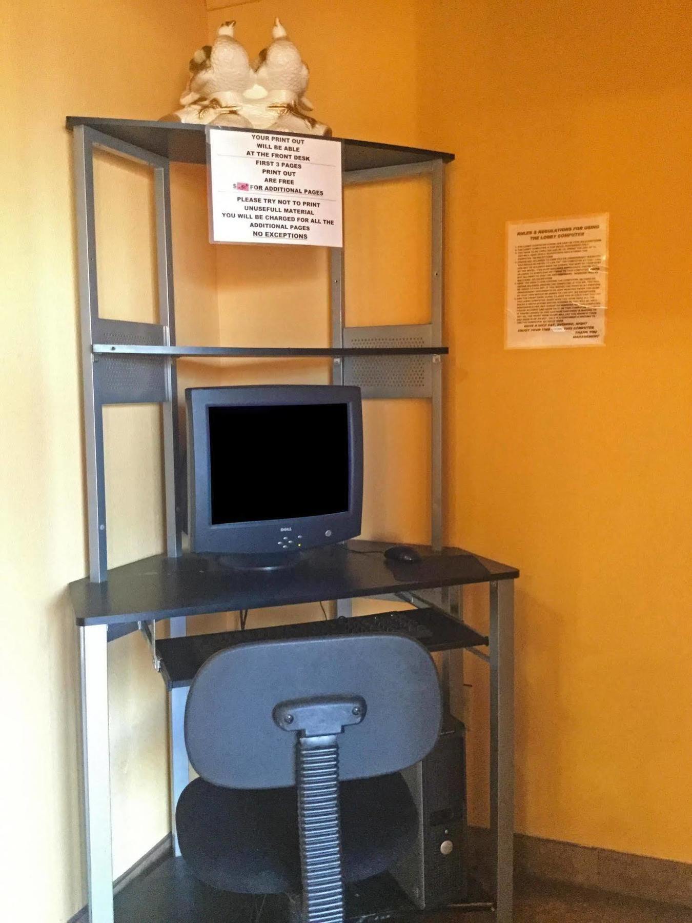 Executive Inn & Suites Prescott Bagian luar foto